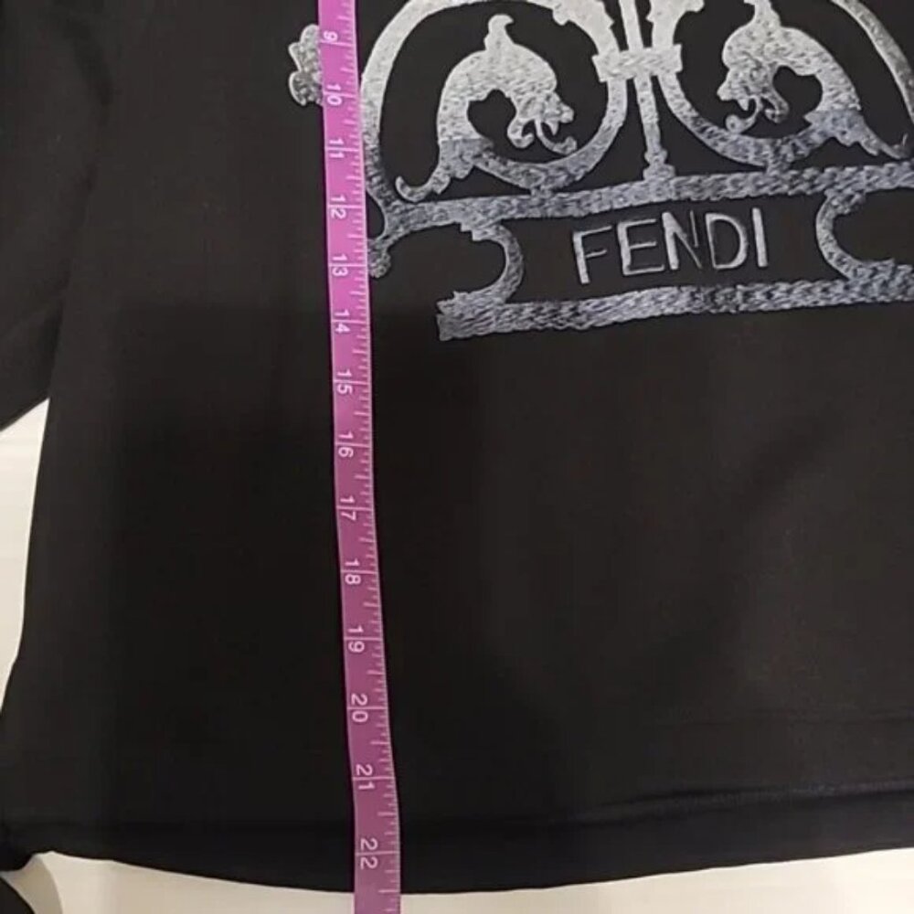 Fendi Embroidered Logo Crewneck Sweatshirt Women M Black NWT - Picture 15 of 15